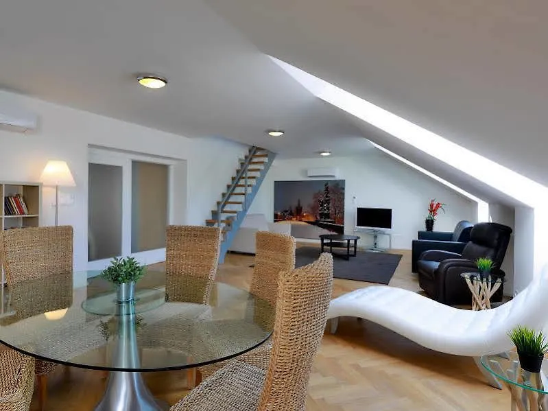Aparthotel James Hotel & Apartments Prague