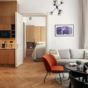 מלון דירות R16 Residences