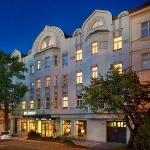 4* Hotell Savoy