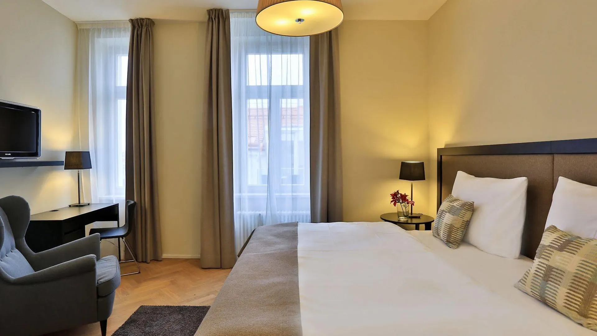 James Hotel & Apartments Prague 4*,  Czech Republic